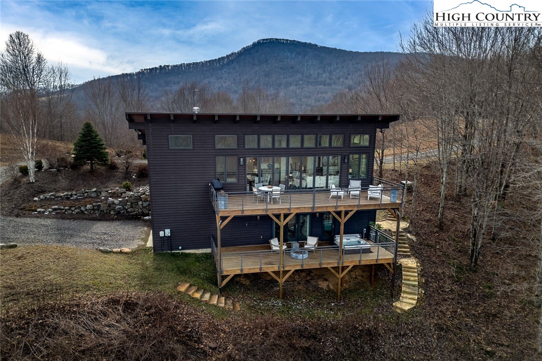 697 Kings Rdg Trail Todd, NC 28684 - Photo 1 of 49 Gallery Image 1