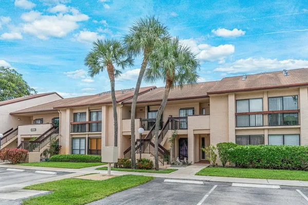 $2,200 | 2371 Southwest 15th Street, Unit 100, Deerfield Beach, FL 33442