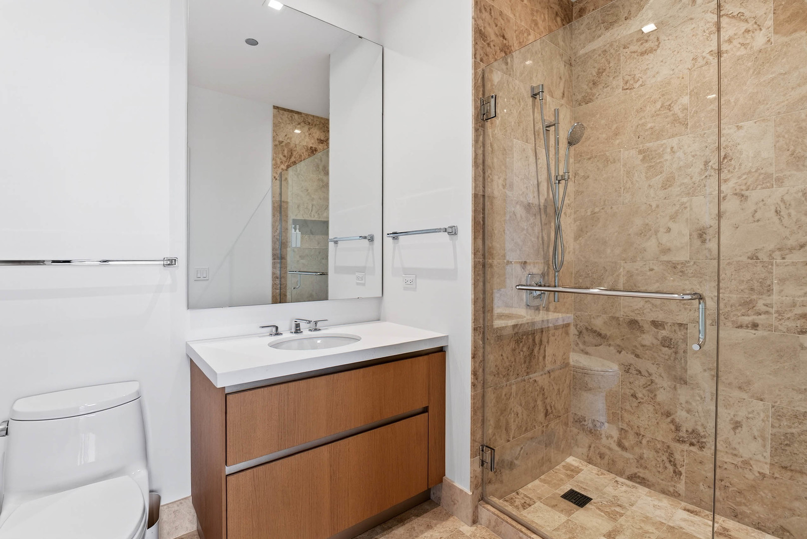 363 East Wacker Drive, Unit 3709 Chicago, IL 60601 - Photo 20 of 55