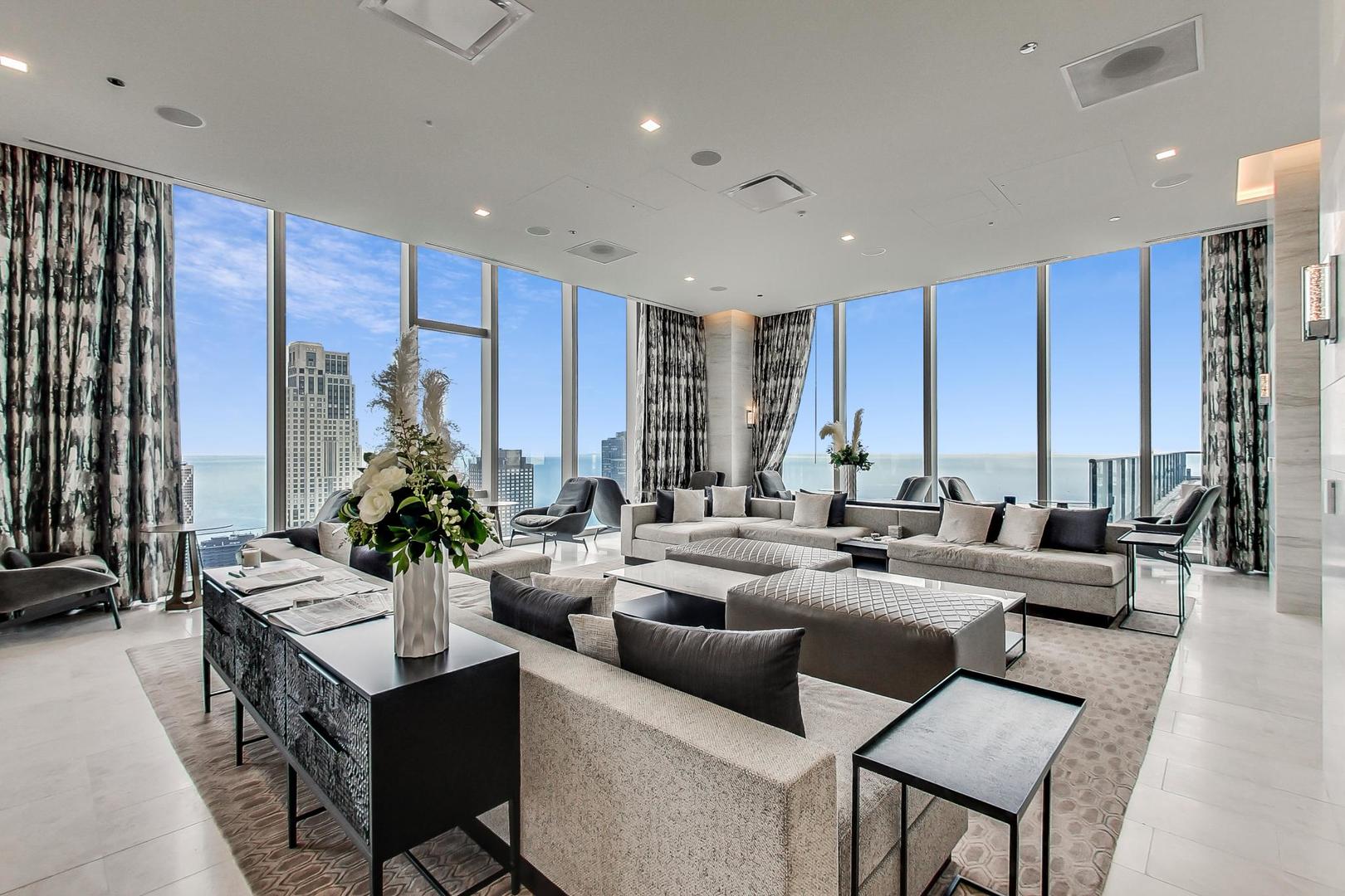 363 East Wacker Drive, Unit 3709 Chicago, IL 60601 - Photo 39 of 55