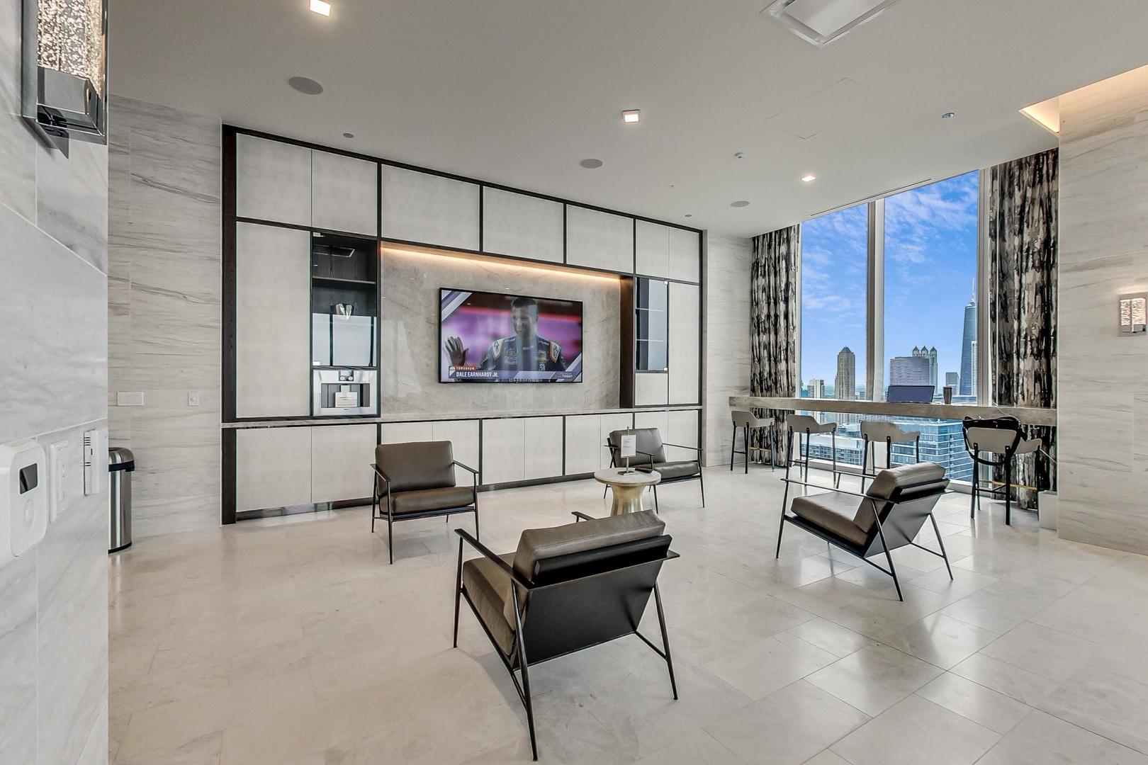 363 East Wacker Drive, Unit 3709 Chicago, IL 60601 - Photo 41 of 55