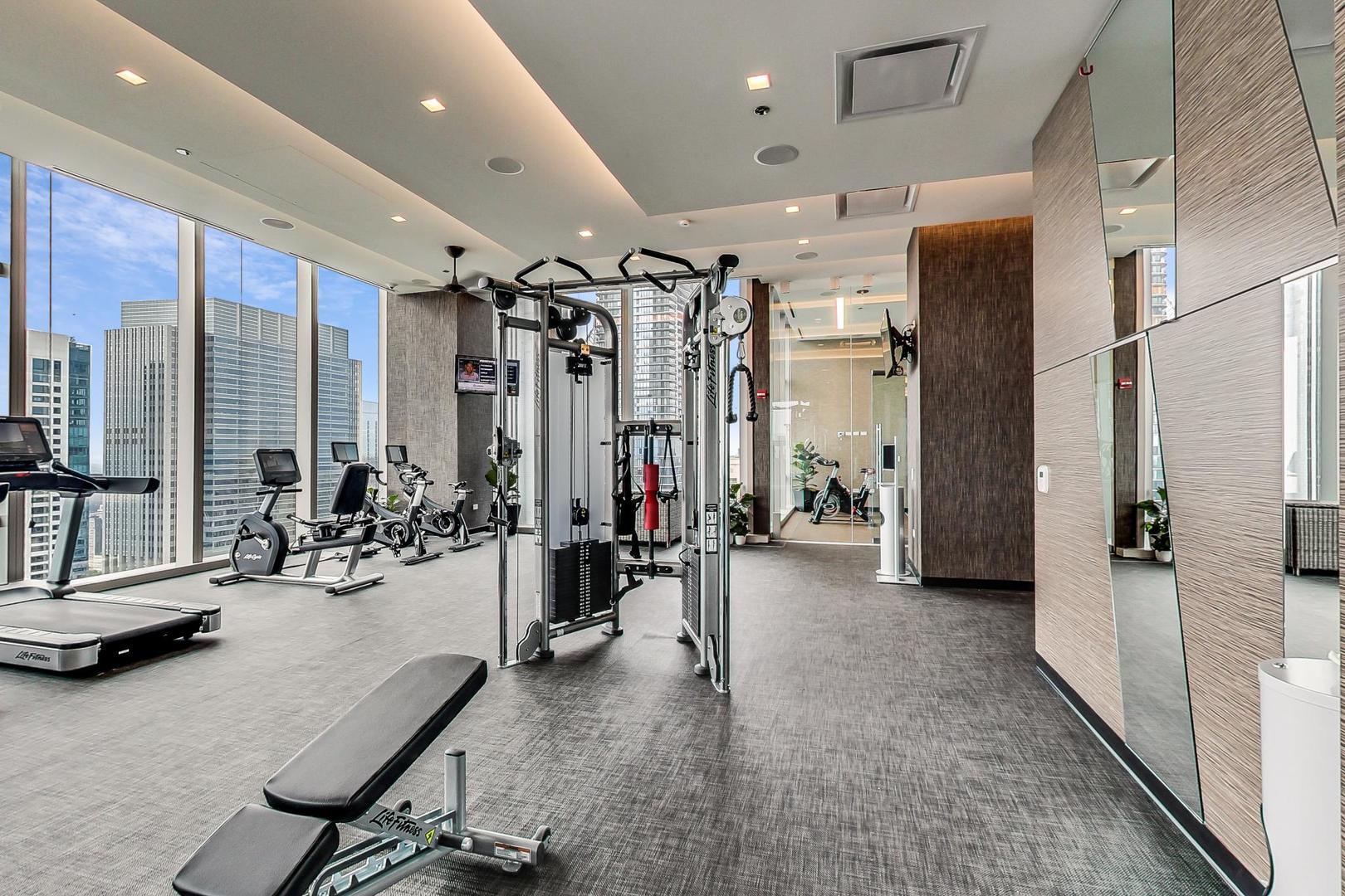 363 East Wacker Drive, Unit 3709 Chicago, IL 60601 - Photo 45 of 55