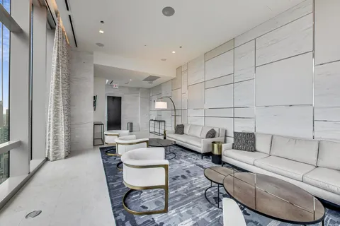 $2,325,000 | 363 East Wacker Drive, Unit 3709, Chicago, IL 60601