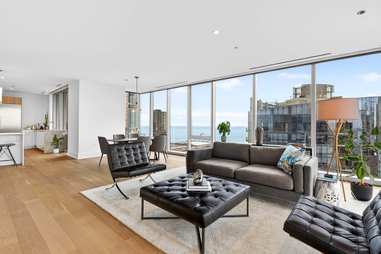 363 East Wacker Drive, Unit 3709 Chicago, IL 60601 - Photo 7 of 55