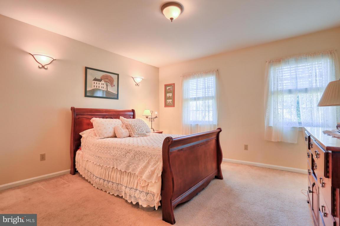 119 Laurie Lane Lititz, PA 17543 - Photo 16 of 27 Gallery Image 16