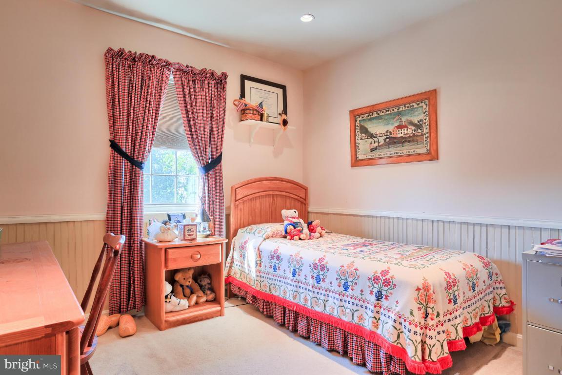 119 Laurie Lane Lititz, PA 17543 - Photo 17 of 27 Gallery Image 17
