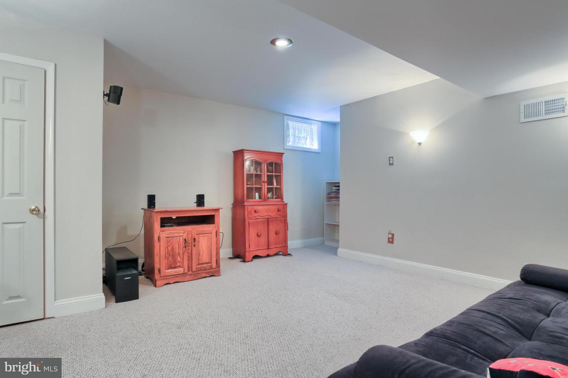 119 Laurie Lane Lititz, PA 17543 - Photo 19 of 27 Gallery Image 19