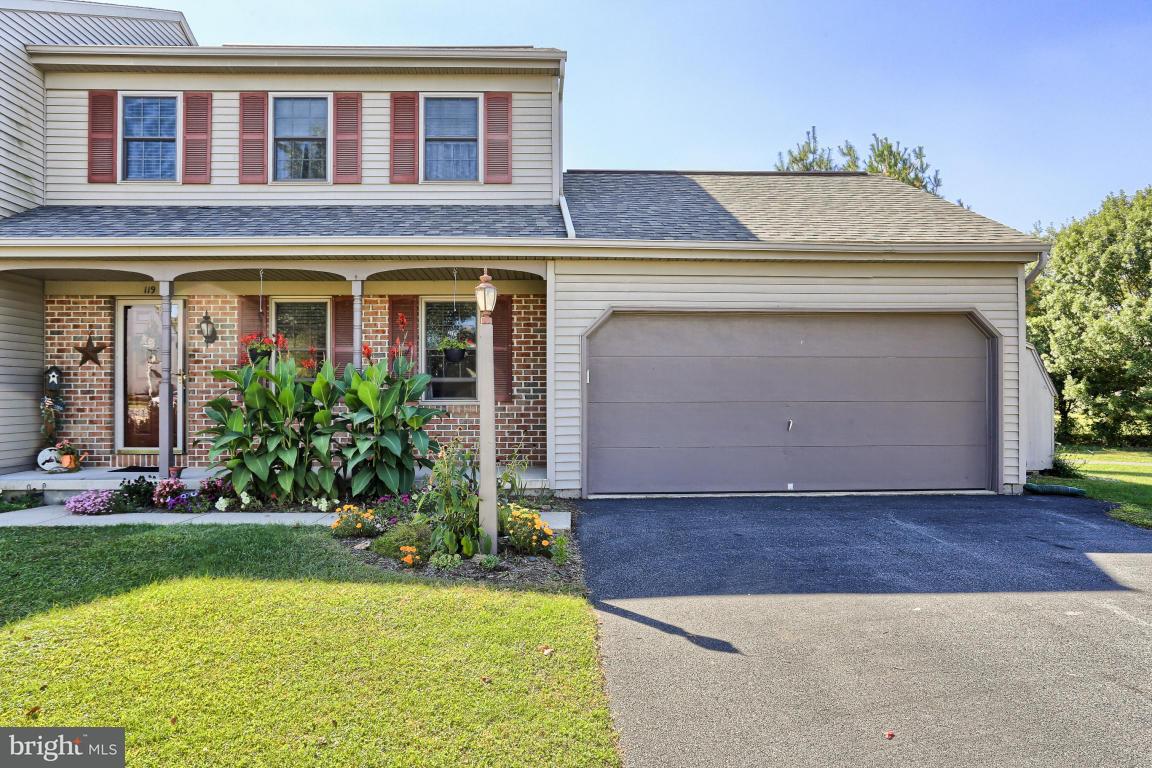 119 Laurie Lane Lititz, PA 17543 - Photo 4 of 27 Gallery Image 4