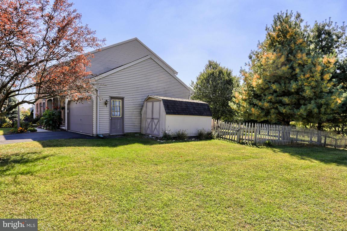 119 Laurie Lane Lititz, PA 17543 - Photo 5 of 27 Gallery Image 5