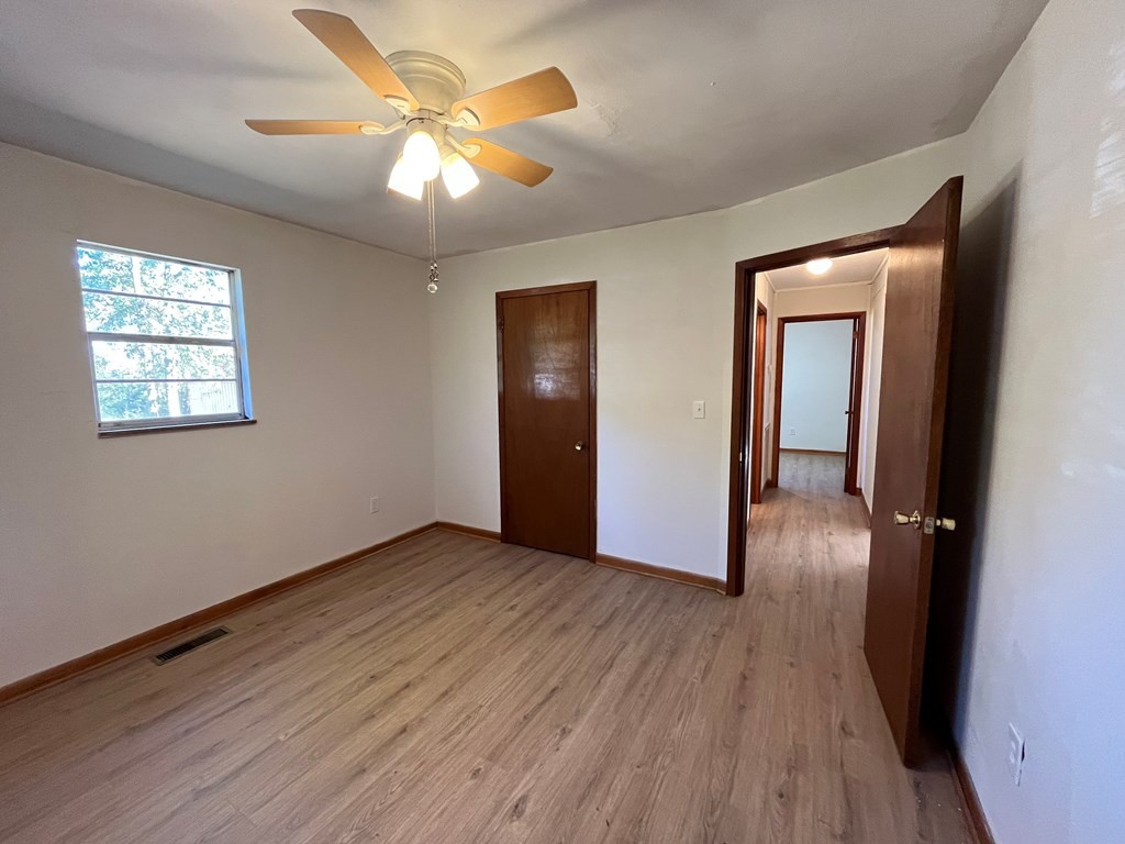 1006 Scarlet Road Newport, TN 37821 - Photo 8 of 29 Gallery Image 8