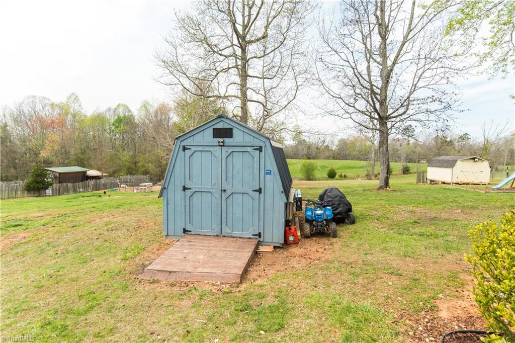 348 Michaels Road Mocksville, NC 27028 - Photo 11 of 27 Gallery Image 11