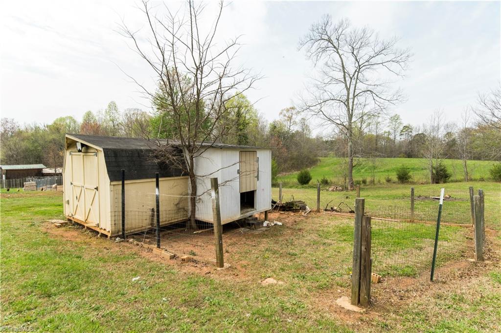 348 Michaels Road Mocksville, NC 27028 - Photo 8 of 27 Gallery Image 8