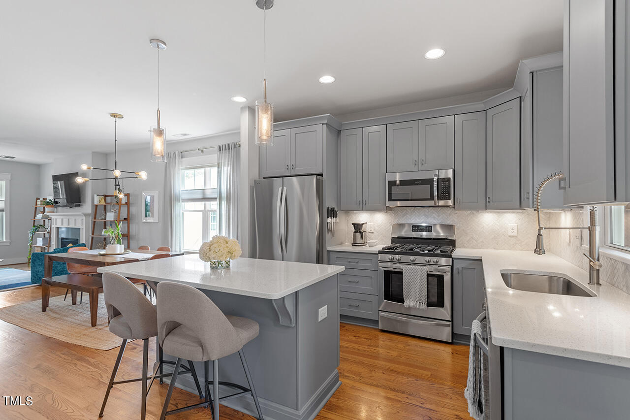 702 Coleman Street Raleigh, NC 27610 - Photo 5 of 37 702 Coleman Street_23