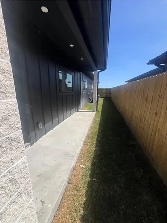 $2,195 | 2706 Grace, Unit A, Corpus Christi, TX 78414