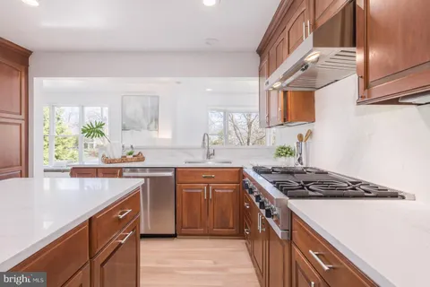 $2,000,000 | 7303 Honeywell Lane, Bethesda, MD 20814