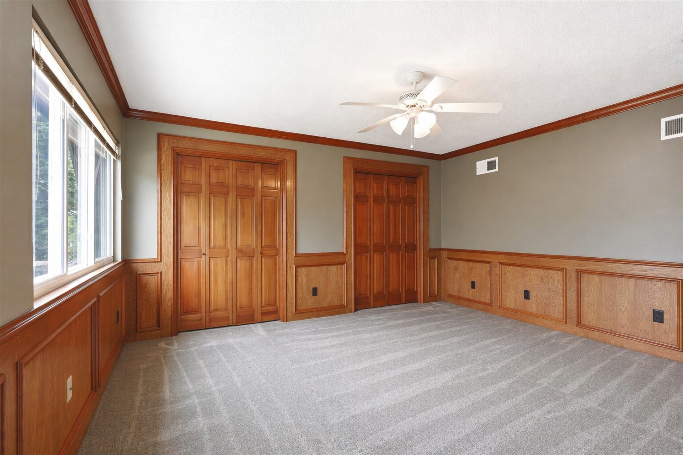 6118 Hampton Way Court Spring, TX 77389 - Photo 12 of 27 The upstairs room has 2 closets. This room is 238 sq ft. This is considered a bedroom, as per the appraisal district.