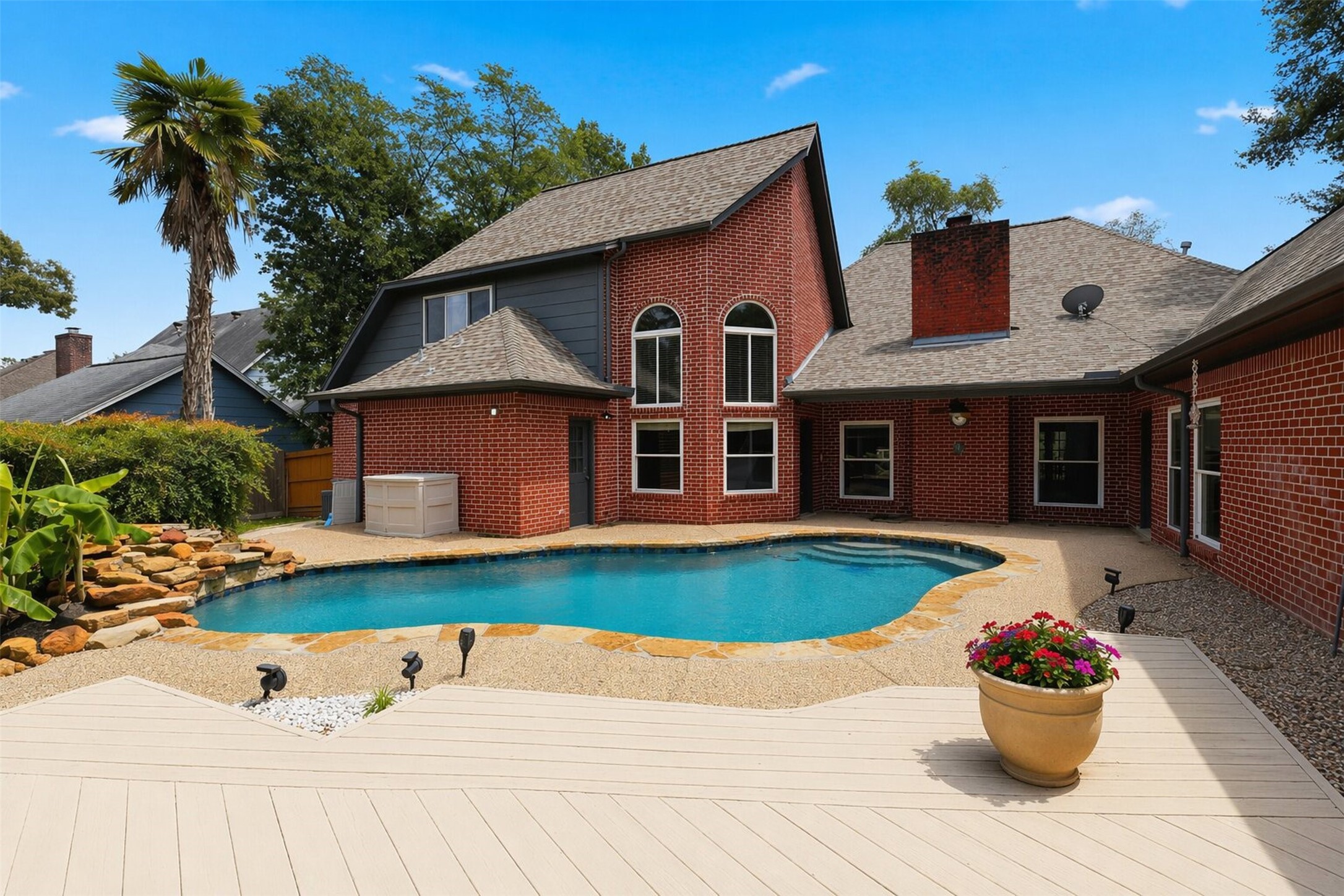 6118 Hampton Way Court Spring, TX 77389 - Photo 27 of 27 Back view of the home with the remodeled pool