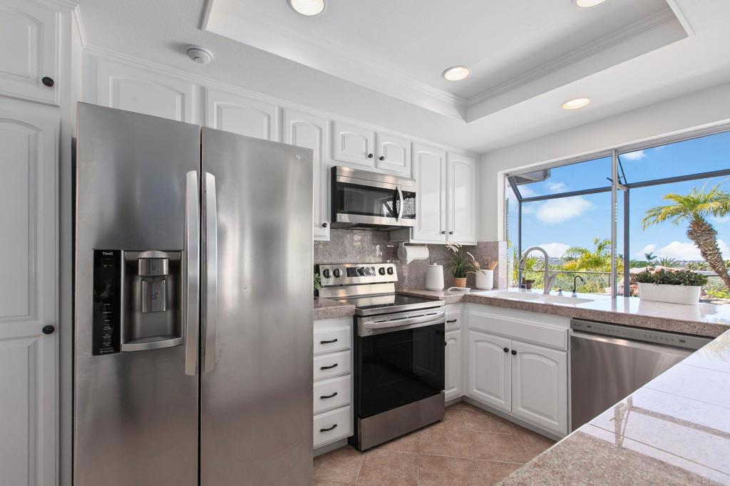 2700 Socorro Lane Carlsbad, CA 92009 - Photo 16 of 47