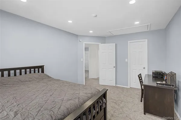 $559,000 | 168 Gothic Circle, Manorville, NY 11949