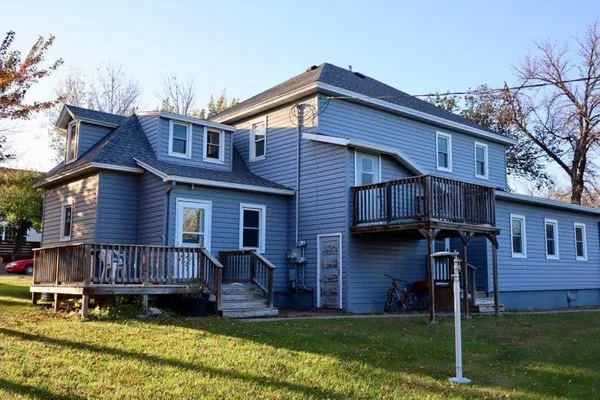 $230,000 | 407 7th Avenue West, Lisbon, ND 58054