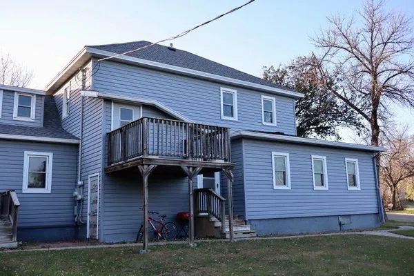 $230,000 | 407 7th Avenue West, Lisbon, ND 58054