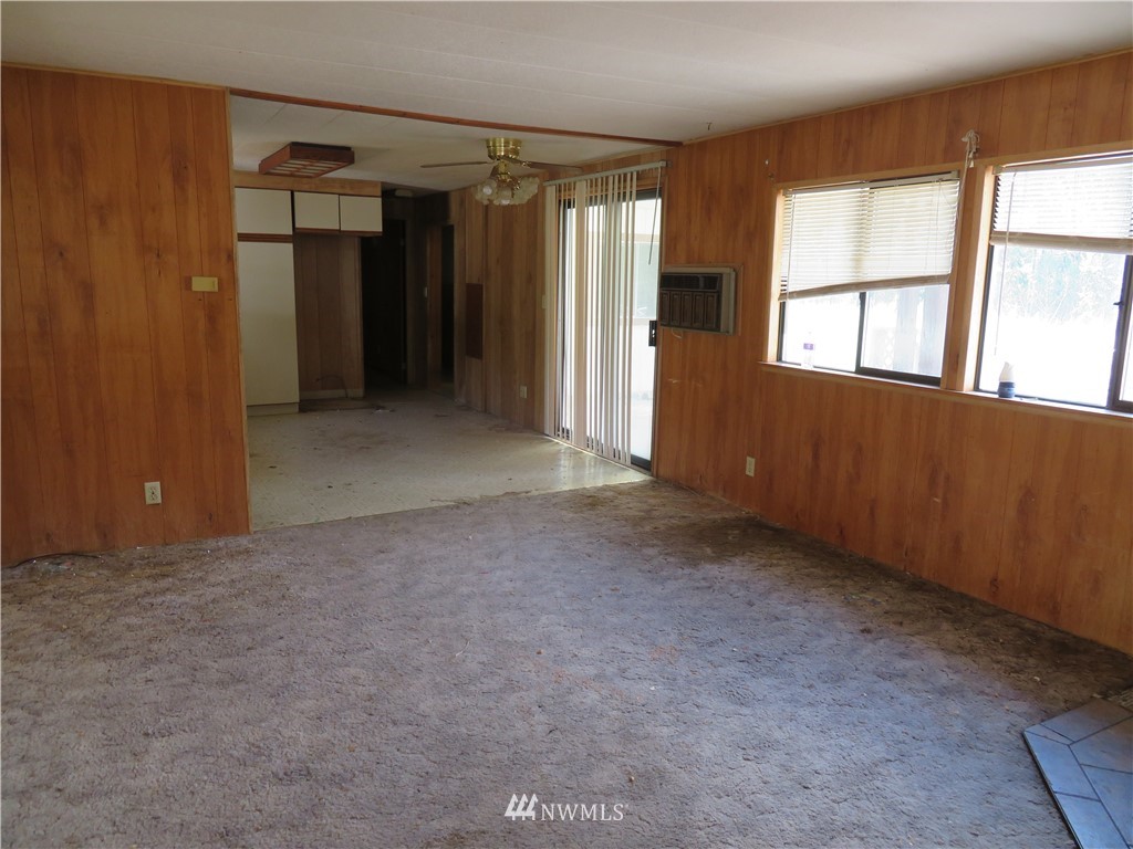 30580 State Rte 20 Republic, WA 99166 - Photo 3 of 15 an empty room with windows and closet