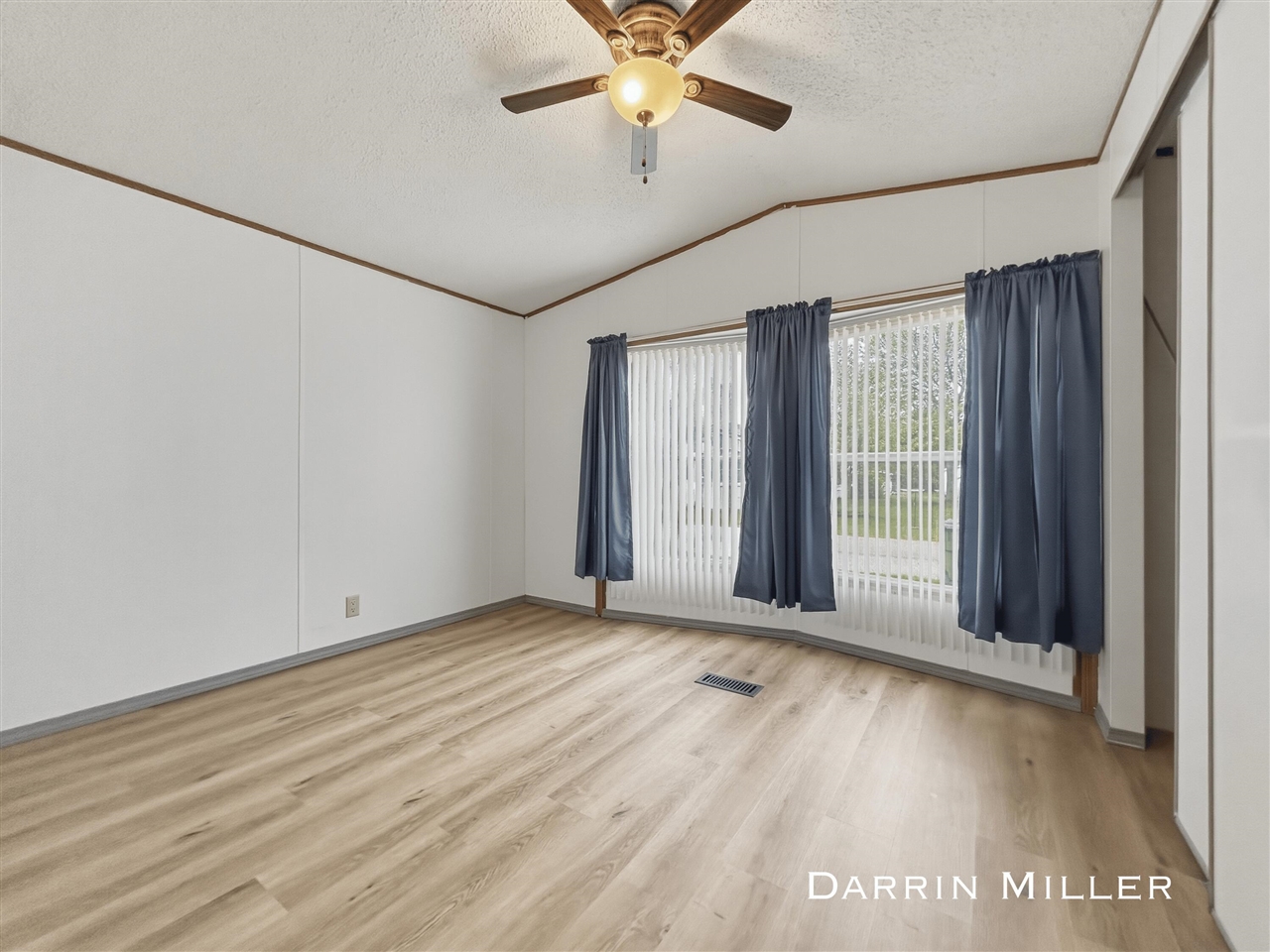 84 Maple Court Muskegon, MI 49445 - Photo 6 of 28