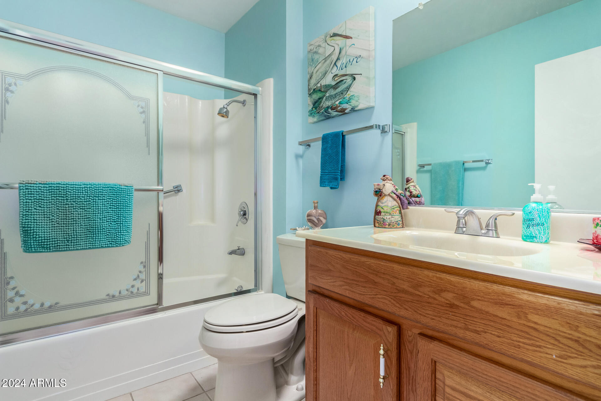 10202 West Mountain View Road Sun City, AZ 85351 - Photo 23 of 37 Guest Bathroom