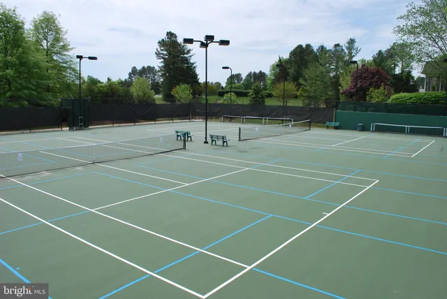 a view of a tennis court