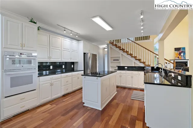 $1,499,900 | 361 Osprey Place, West Jefferson, NC 28694