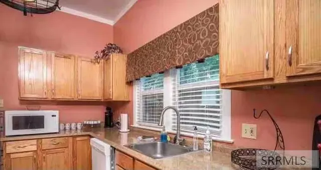 $299,000 | 936 East Center Street, Pocatello, ID 83201