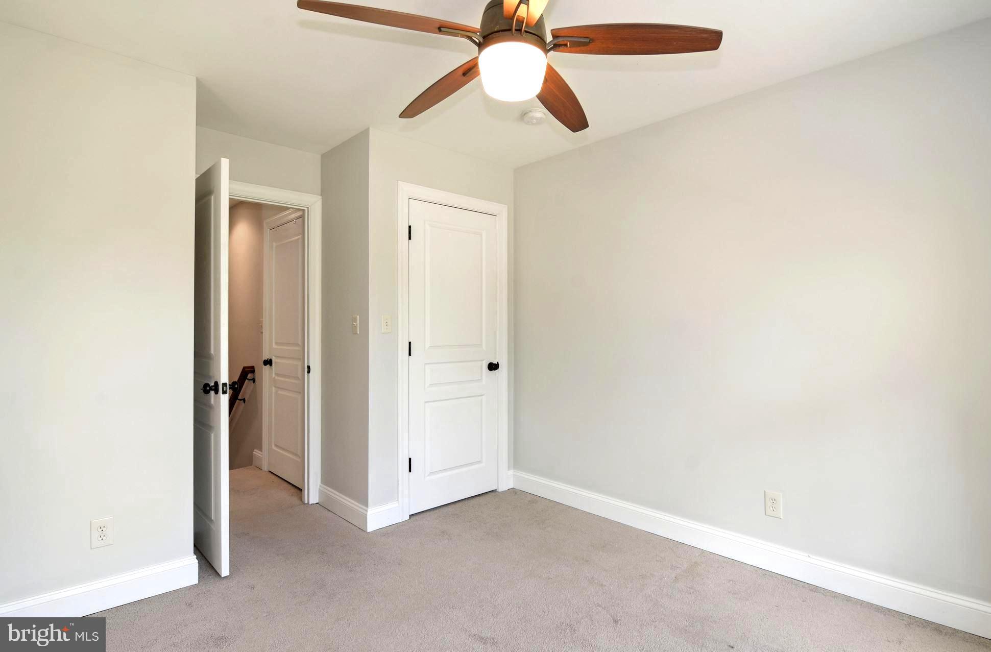 458 Riverside Drive Pasadena, MD 21122 - Photo 25 of 35 2nd Upper Level Bedroom . Quality Neutral Carpet