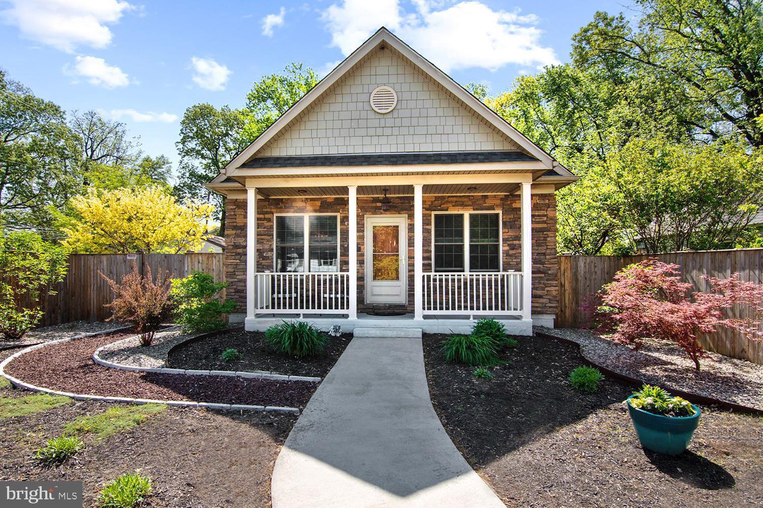 Meticulously Designed & Manicured Landscaping