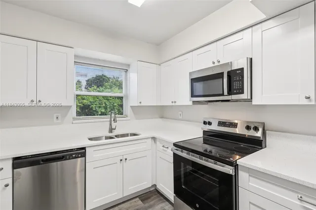 $475,000 | 18025 Northwest 6th Avenue, Miami Gardens, FL 33169