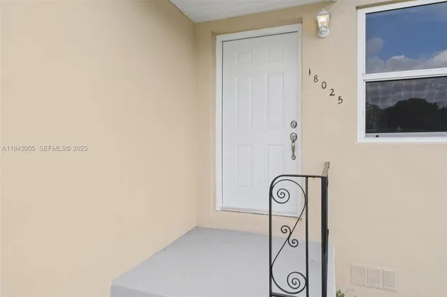 $475,000 | 18025 Northwest 6th Avenue, Miami Gardens, FL 33169
