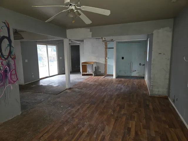 $72,800 | 1804 Glen Avenue, Beloit, WI 53511