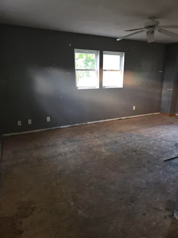 $72,800 | 1804 Glen Avenue, Beloit, WI 53511