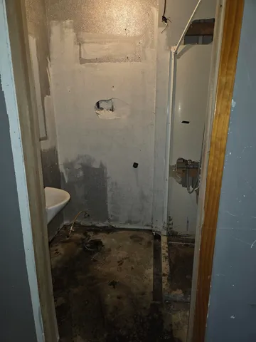 $72,800 | 1804 Glen Avenue, Beloit, WI 53511