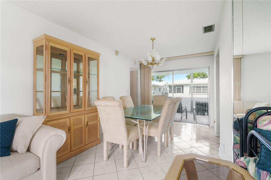 1151 Northwest 89th Way Plantation, FL 33322 - Photo 17 of 41 Photo 17