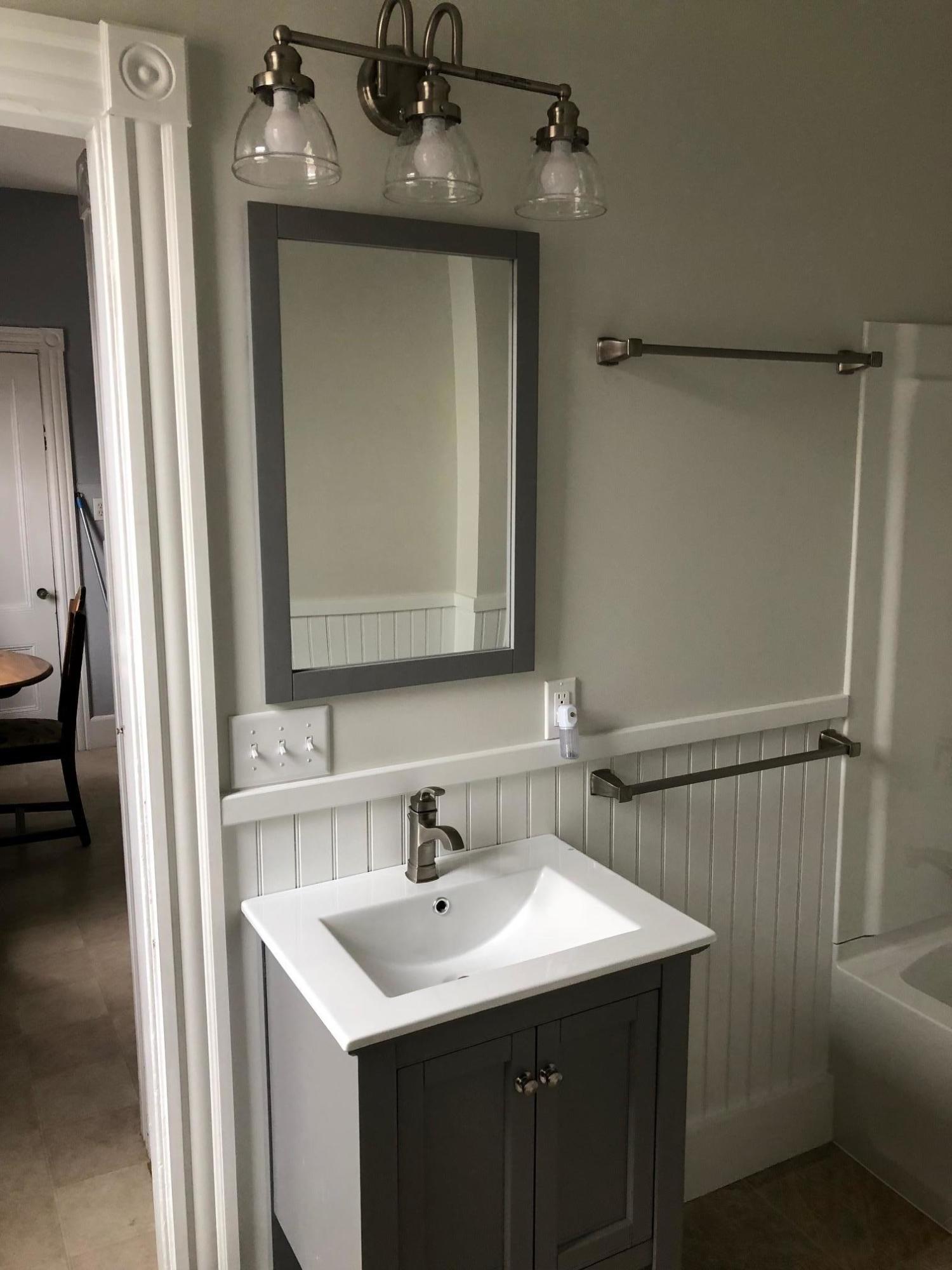 32 Congress Street Portland, ME 04101 - Photo 29 of 51 apt2 vanity