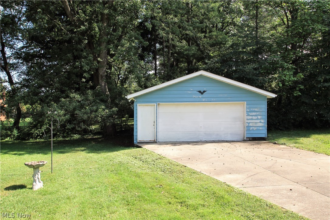 709 Garry Road Akron, OH 44305 - Photo 14 of 16