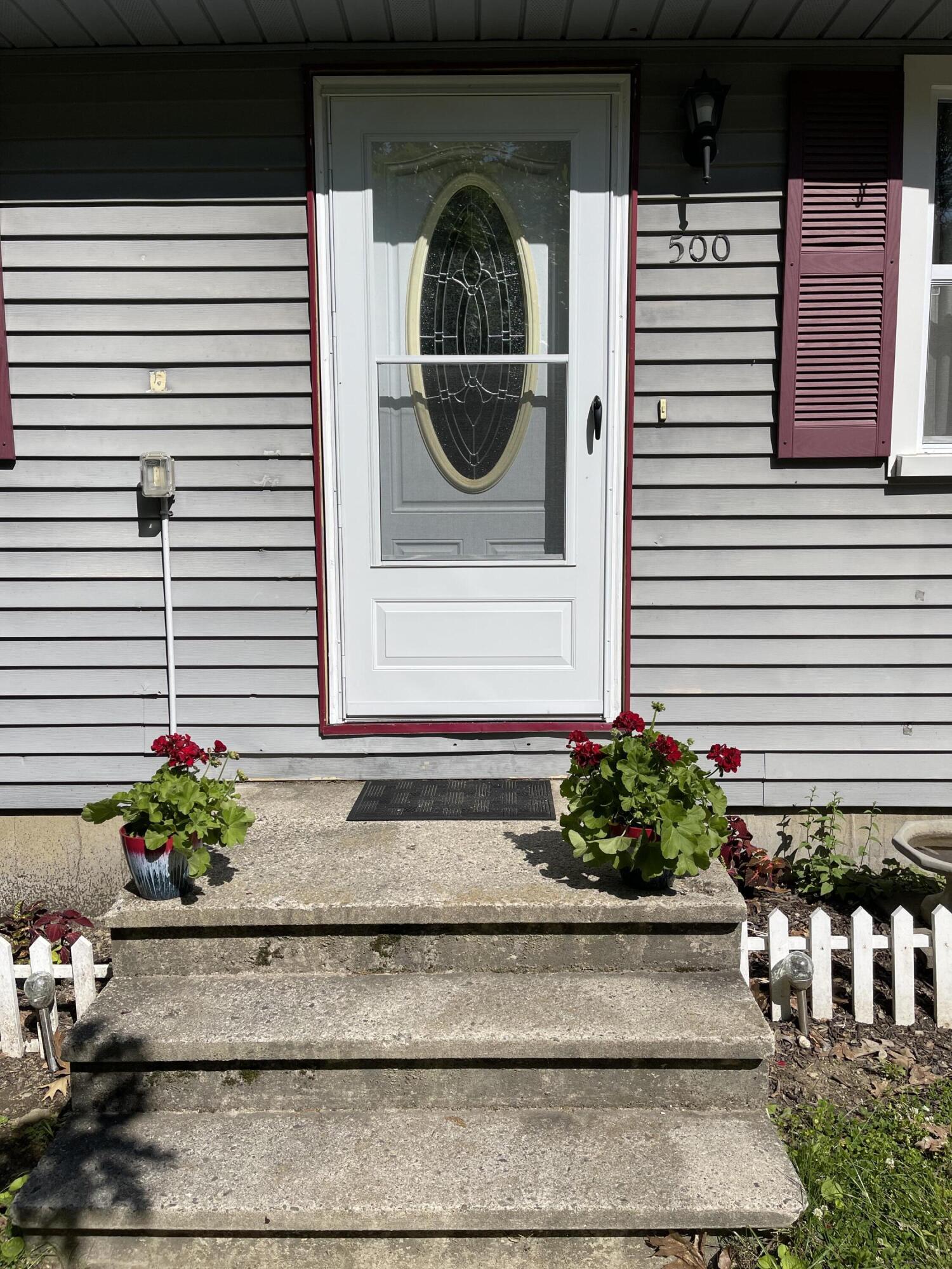 500 Mt Mica Road Paris, ME 04281 - Photo 2 of 27 WELCOME HOME!