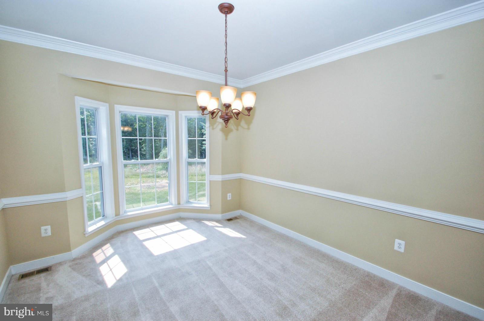 14249 Crawleys Dam Road Goldvein, VA 22720 - Photo 9 of 27 Dining Room
