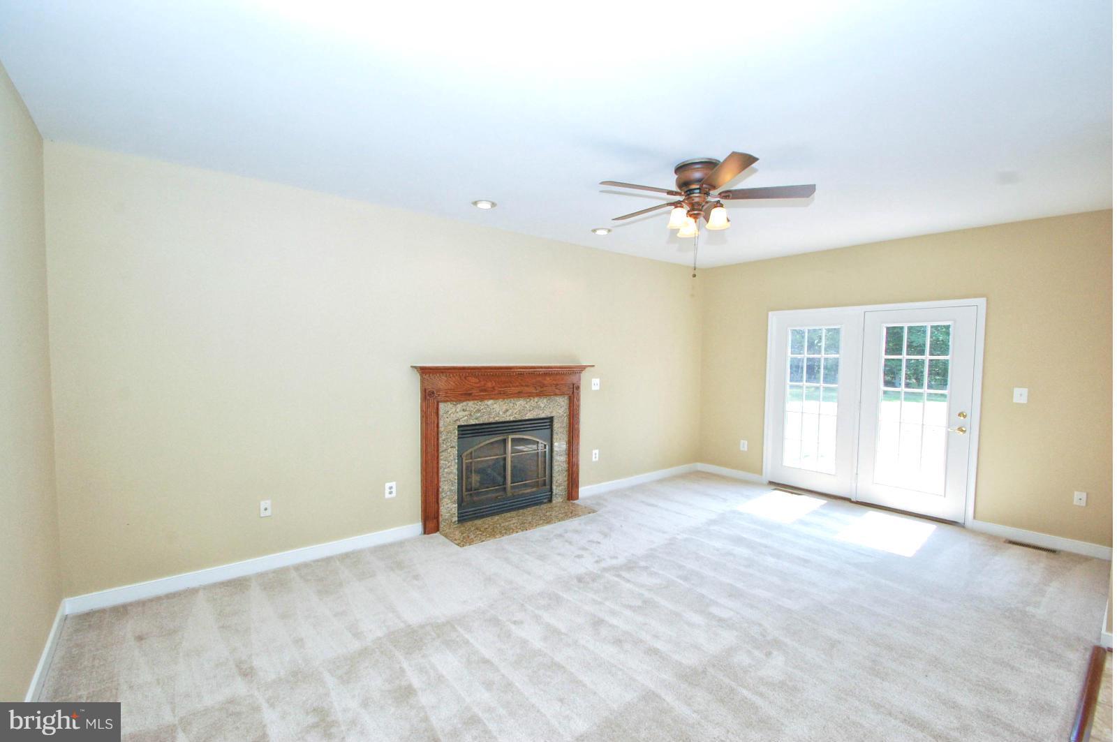 14249 Crawleys Dam Road Goldvein, VA 22720 - Photo 10 of 27 Family Room