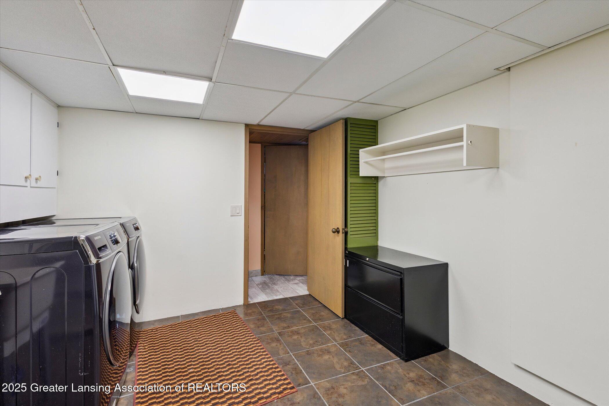 500 Newman Road Okemos, MI 48864 - Photo 42 of 69 43-500-Newman-Rd-Okemos-MI-48864-WindowS