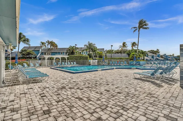 $849,900 | 120 Ocean Dunes Circle, Jupiter, FL 33477