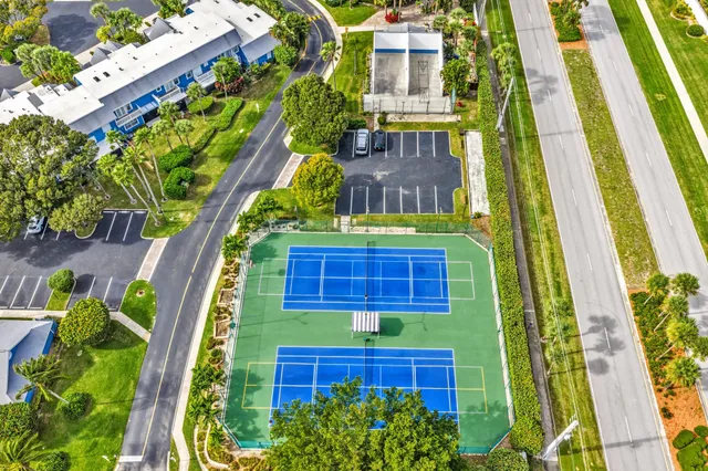 $849,900 | 120 Ocean Dunes Circle, Jupiter, FL 33477