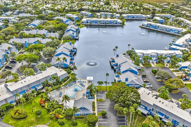 $849,900 | 120 Ocean Dunes Circle, Jupiter, FL 33477