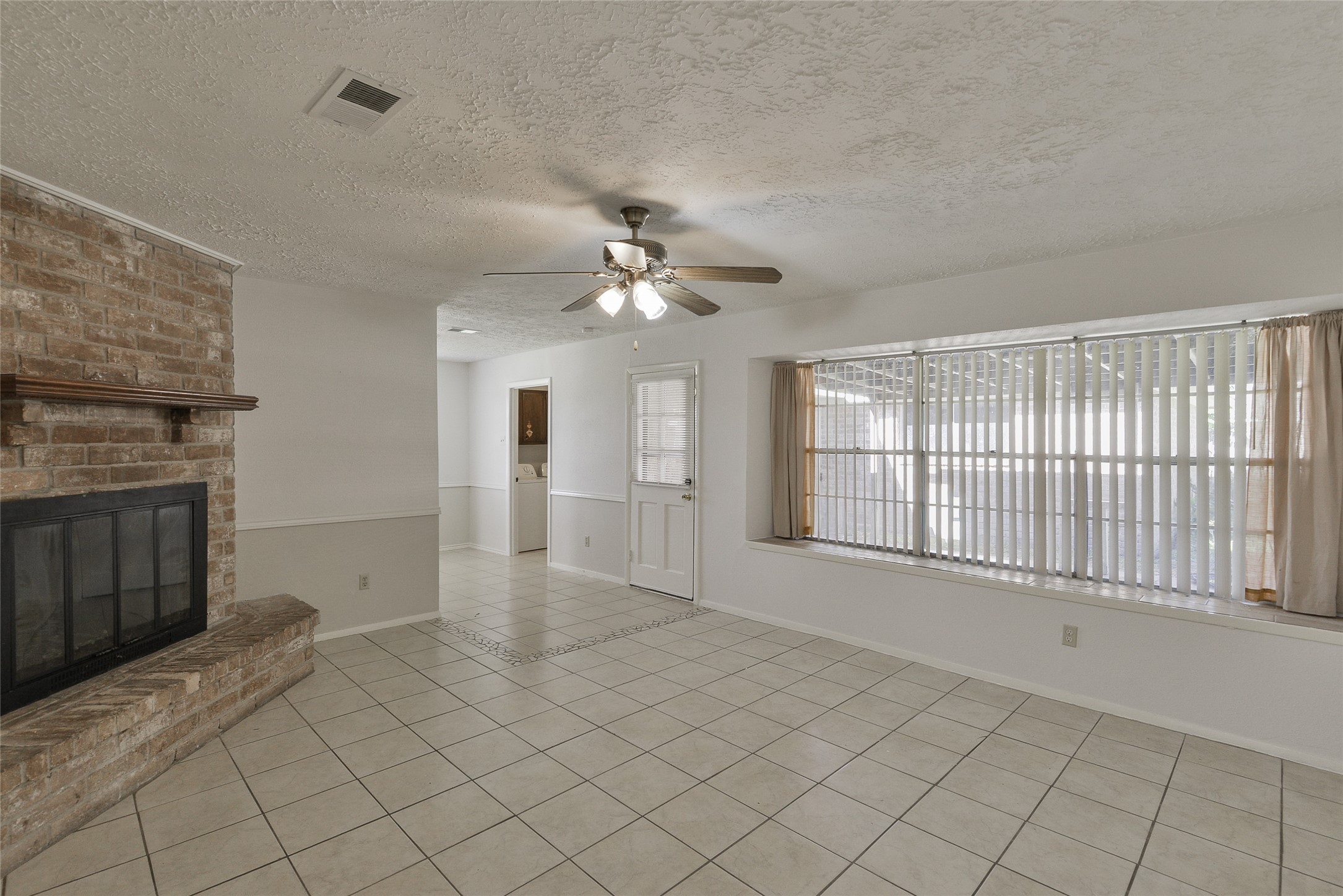 4203 Sloangate Drive Spring, TX 77373 - Photo 6 of 26