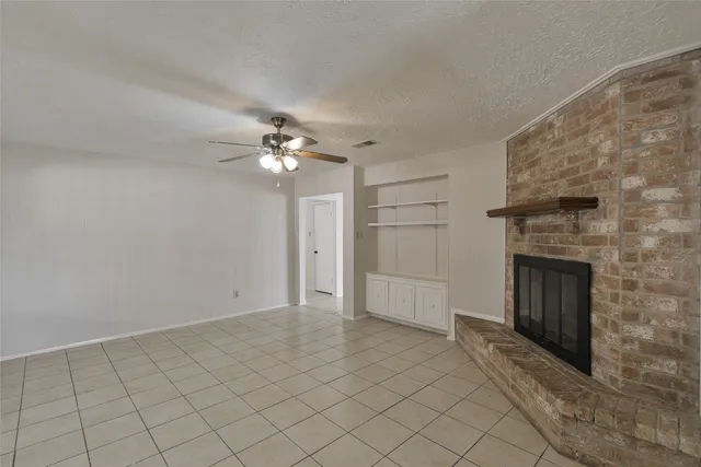 $1,700 | 4203 Sloangate Drive, Spring, TX 77373